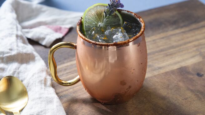 30 Minute Meals season 28 episode 1 on Discovery Plus