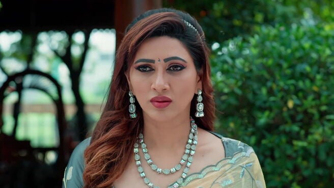 Lakshmi Raave Maa Intiki season 1 episode 8 on Zee5