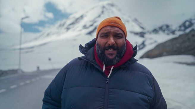 Star vs. Food: Survival season 1 episode 3 on Discovery Plus