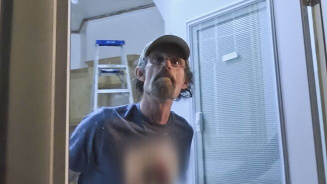 Bail Jumpers season 1 episode 1 on Discovery Plus