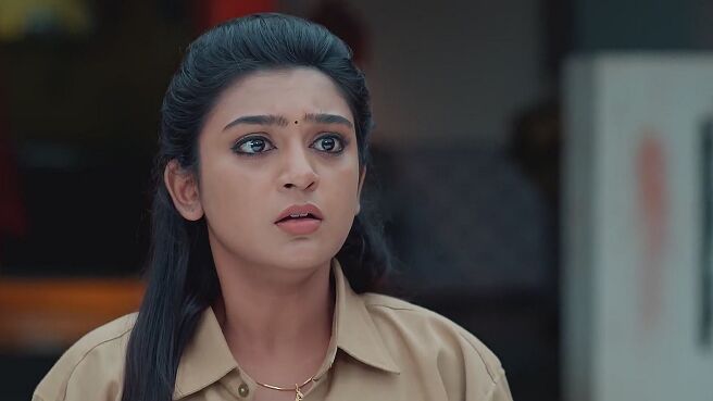 Auto Vijayashanthi season 1 episode 22 on Zee5