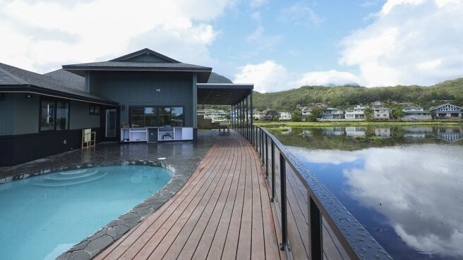 Renovation Aloha season 1 episode 8 on Discovery Plus
