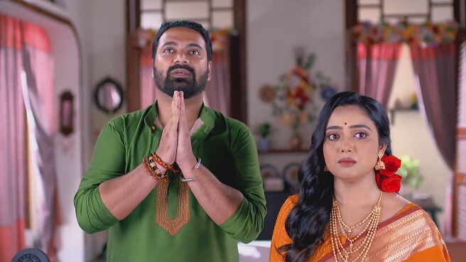 Amader Dadamoni season 1 episode 11 on Zee5