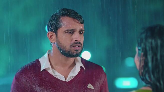 Karna season 1 episode 6 on Zee5