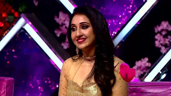 Njanum Entalum season 1 episode 25 on Zee5