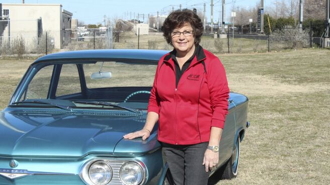 Dallas Car Sharks season 2 episode 4 on Discovery Plus