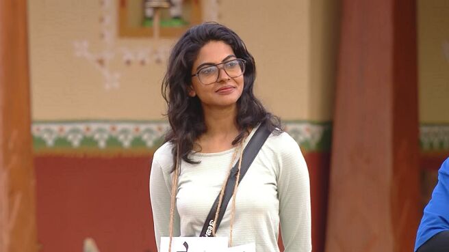 Halli Power season 1 episode 16 on Zee5