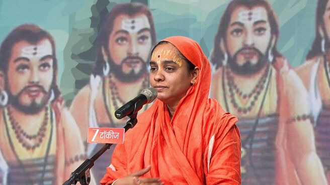 Gajar Kirtanacha Sohala Anandacha season 1 episode 50 on Zee5