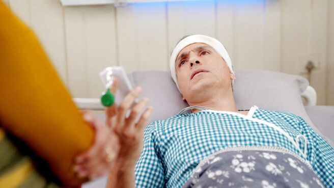 Hui Gumm Yaadein Ek Doctor, Do Zindagiyaan season 1 episode 2 on Sony LIV