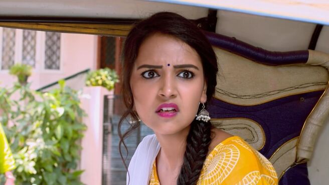 Parinayam season 1 episode 18 on Zee5