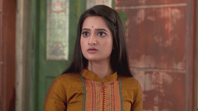 Mittir Bari season 1 episode 15 on Zee5