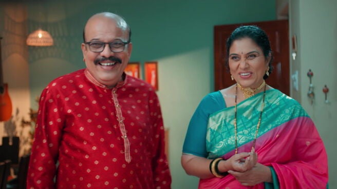 Smart Play - Veen Doghatli Hi Tutena season 1 episode 8 on Zee5