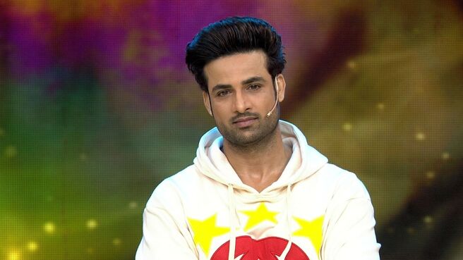 Zee Rishtey Awards 2024 season 1 episode 5 on Zee5