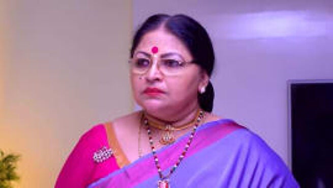 Mrs. Hitler season 1 episode 686 on Zee5