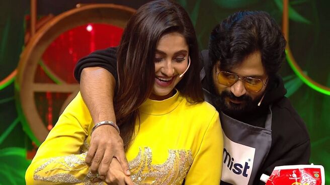 Samayal Express season 1 episode 14 on Zee5