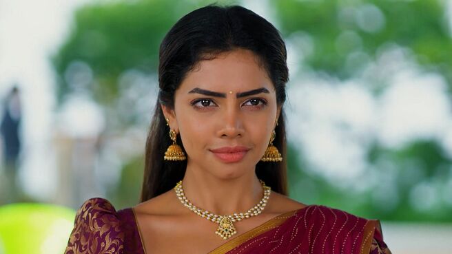 Kudumbasametham season 1 episode 4 on Zee5