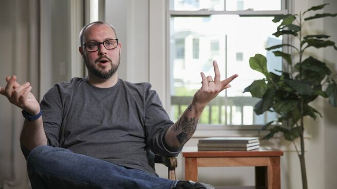 I Went Undercover season 1 episode 1 on Discovery Plus