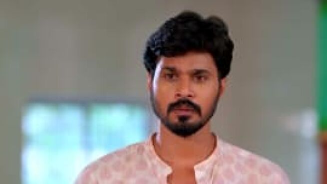 Vidhya No. 1 season 1 episode 15 on Zee5