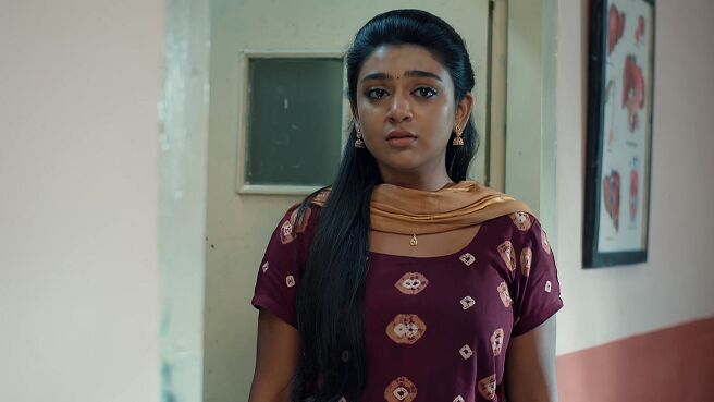 Auto Vijayashanthi season 1 episode 19 on Zee5