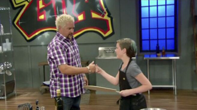 Rachael vs. Guy: Kids Cook-Off season 2 episode 4 on Discovery Plus
