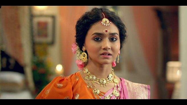 Puber Moyna season 1 episode 1 on Zee5