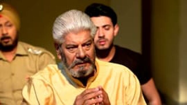Nayan… Jo Vekhe Unvekha season 1 episode 372 on Zee5