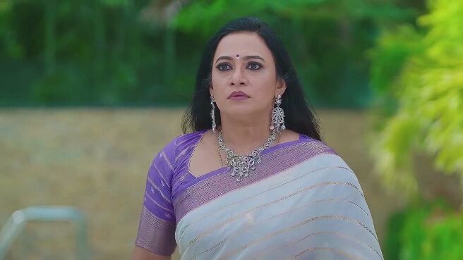 Gowri season 1 episode 12 on Zee5