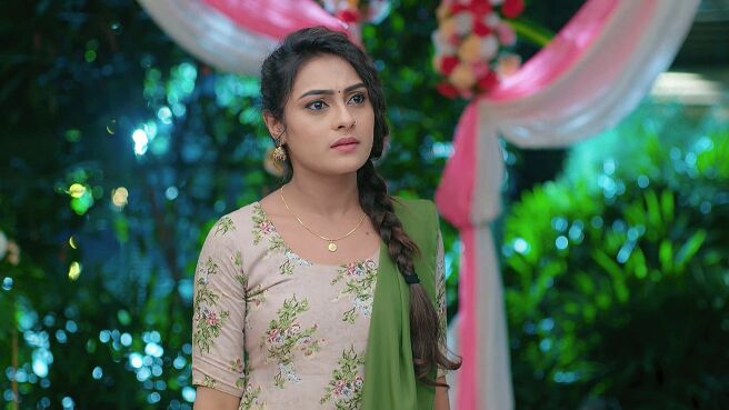 Shubhasya Sheeghram season 1 episode 13 on Zee5