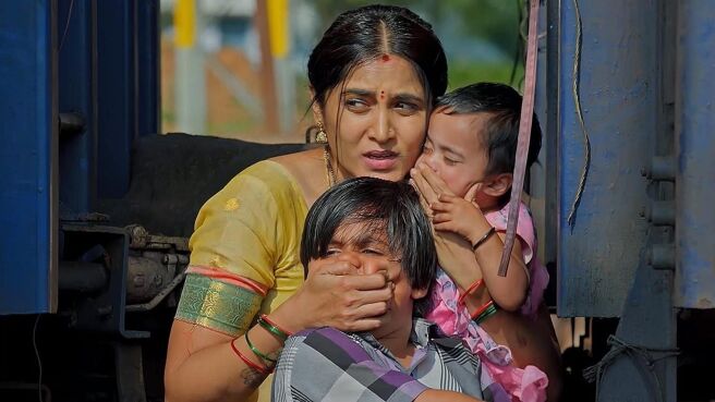 Meghasandesam season 1 episode 3 on Zee5