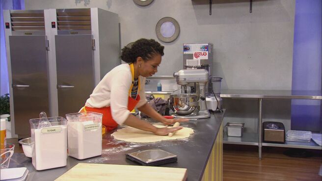 Spring Baking Championship season 1 episode 5 on Discovery Plus