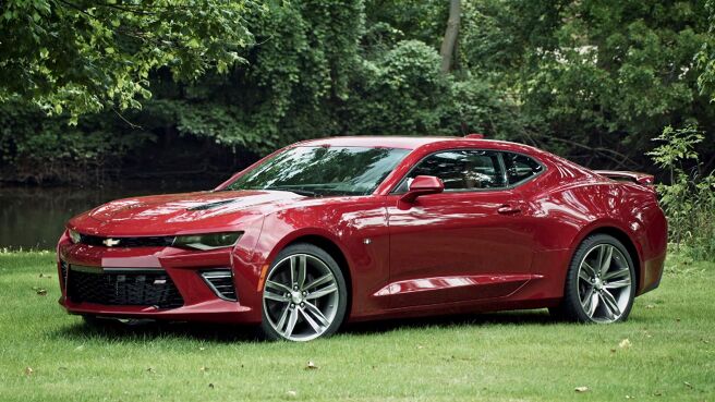 How It's Made: Dream Cars season 3 episode 2 on Discovery Plus