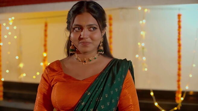 Durga season 1 episode 2 on Zee5