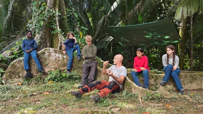 Into the Jungle with Ed Stafford season 1 episode 5 on Discovery Plus