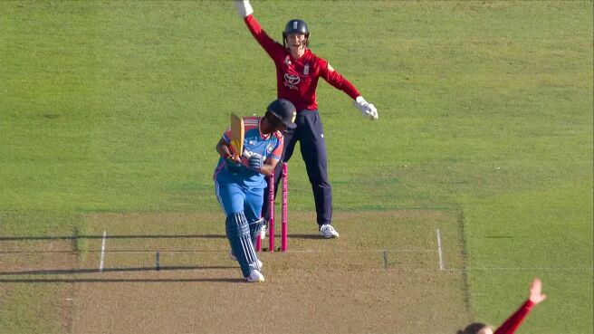 Wicket! Dean Traps Deepti In Front Of The Stumps on Sony LIV