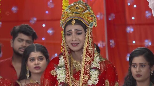 Madhura Sansara season 1 episode 20 on Zee5