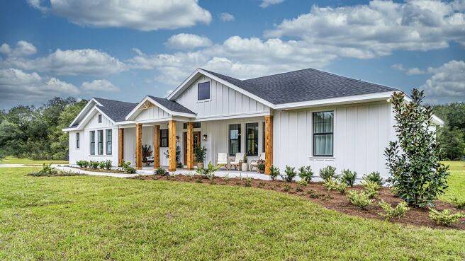 100 Day Dream Home season 2 episode 2 on Discovery Plus