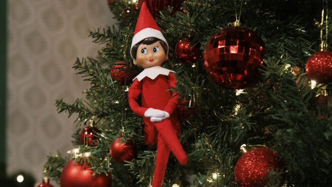 The Elf on the Shelf: Sweet Showdown season 1 episode 1 on Discovery Plus