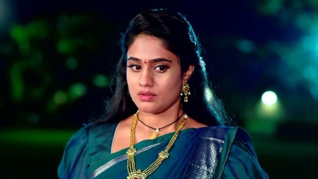 Jagadhatri season 1 episode 12 on Zee5