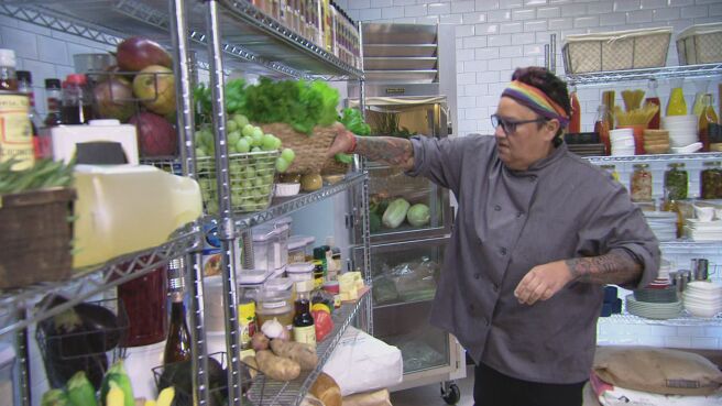 Cooks vs. Cons season 3 episode 8 on Discovery Plus