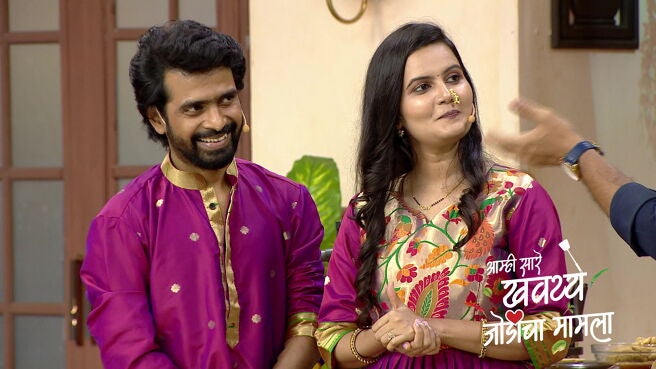 Amhi Sare Khavaiyee – Jodicha Mamla season 1 episode 32 on Zee5