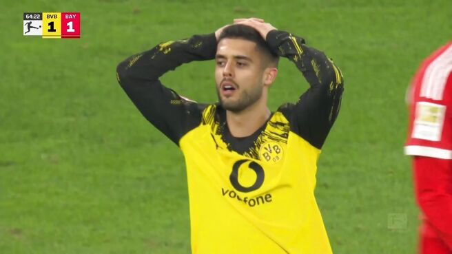 Chance! Couto Fires A Venemous Shot Just Wide Of The Post on Sony LIV