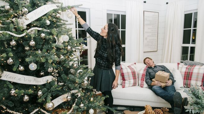 Fixer Upper season 3 episode 14 on DiscoveryPlus