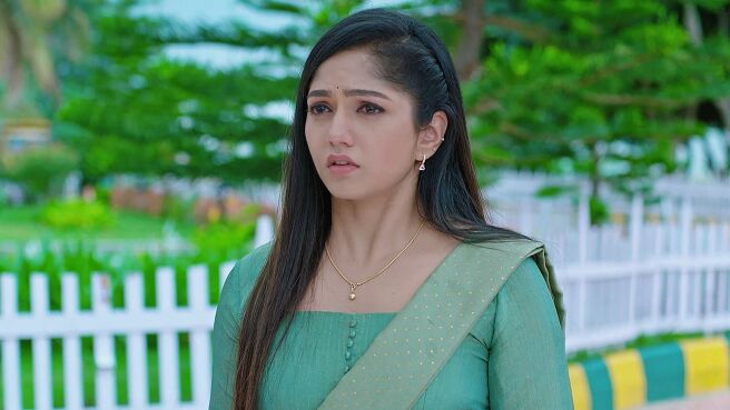 Karna season 1 episode 16 on Zee5