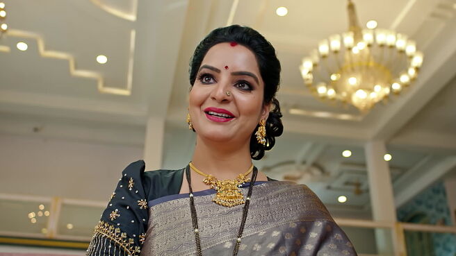 Kudumbasametham season 1 episode 41 on Zee5