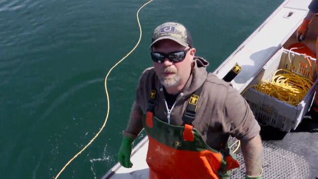 Wild Fed season 1 episode 6 on Discovery Plus