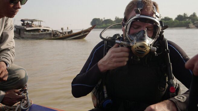 Expedition Unknown season 1 episode 12 on Discovery Plus