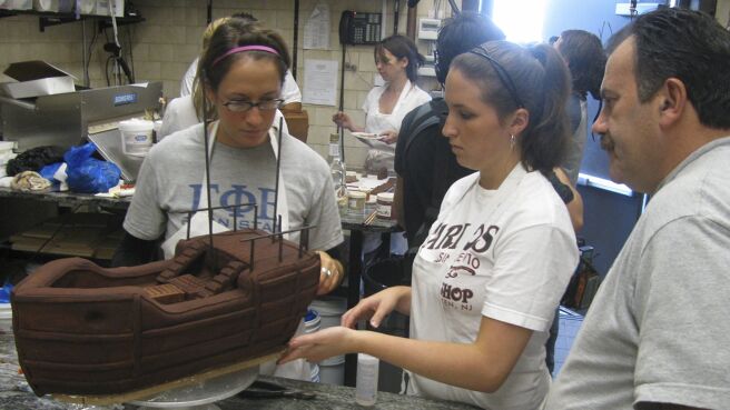 Cake Boss season 4 episode 5 on DiscoveryPlus