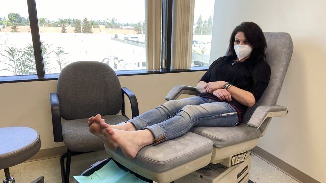 My Feet Are Killing Me season 1 episode 25 on DiscoveryPlus