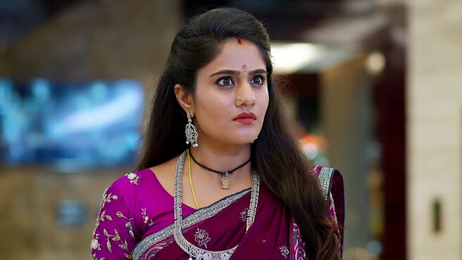 Smart Play - Jagadhatri season 1 episode 42 on Zee5