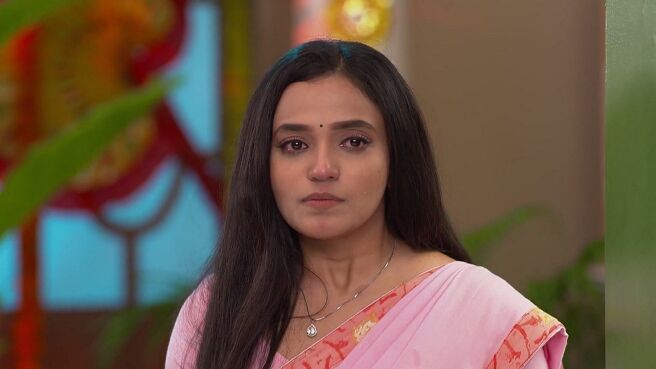 Anondi season 1 episode 17 on Zee5